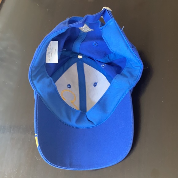 Disney Mickey Mouse Hat - Picture 5 of 6